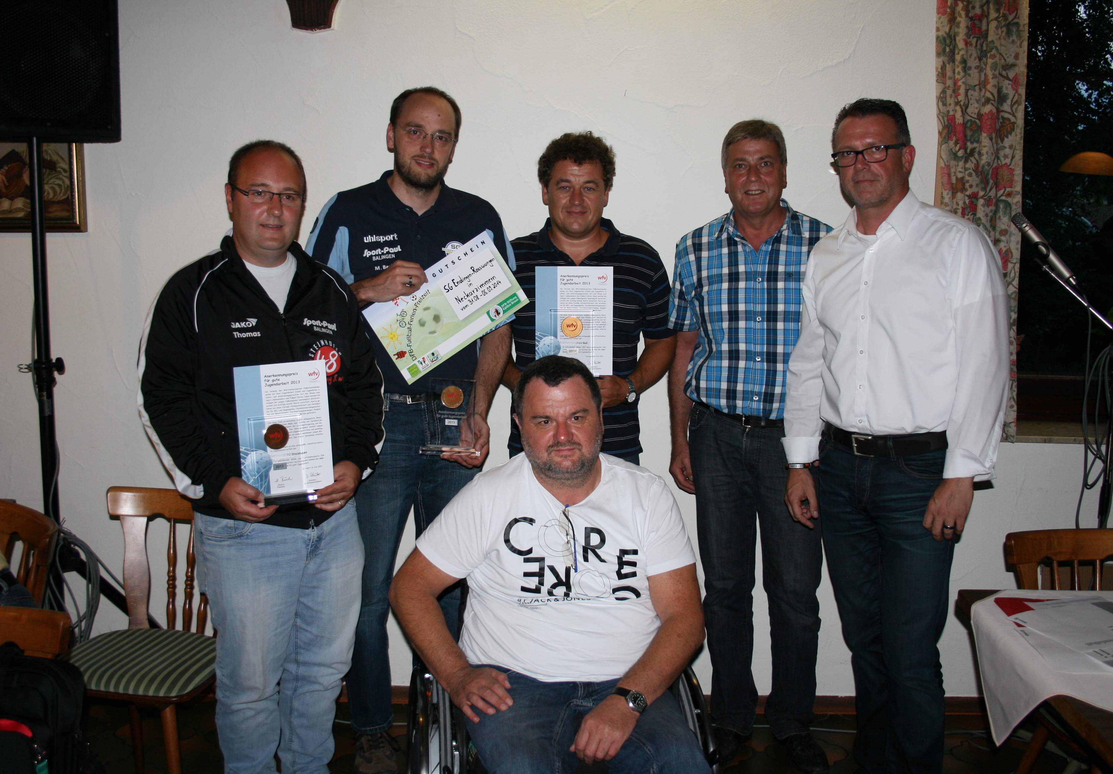 tl_files/sg_endingen_rosswangen/Bilder/Junioren/Staffeltag Jugend 2014 - Anerkennungspreis.JPG